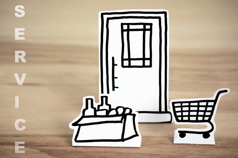 Create a sense of urgency or value:  Encourage readers to click and learn more.