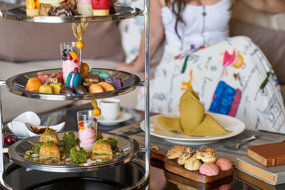 Decoding Merchant Services Pricing: Interchange Plus vs. Tiered Pricing