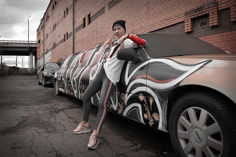 Sezzle: The Pros and Cons of Buy Now, Pay Later