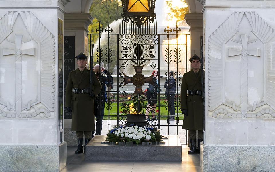 Seamless Transactions: The Hidden Benefits of Modern Payment Solutions for Merchants